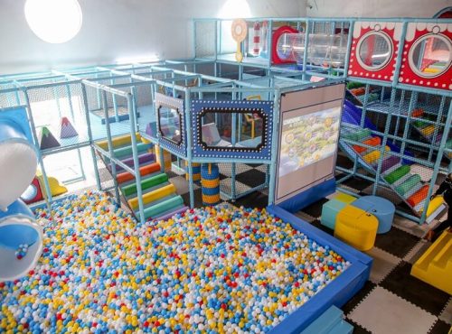 Playground Landmark Kids Club by Maxtivity